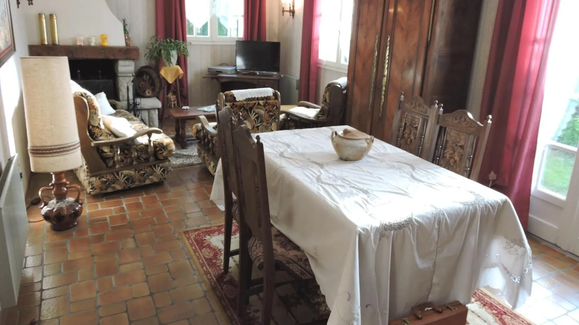 Large Holiday Home With Garden In Brittany Henansal 0*,  France